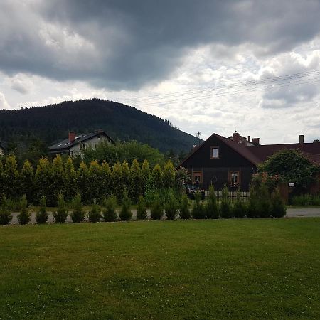 Apartament Z Liskiem Щирк Екстериор снимка